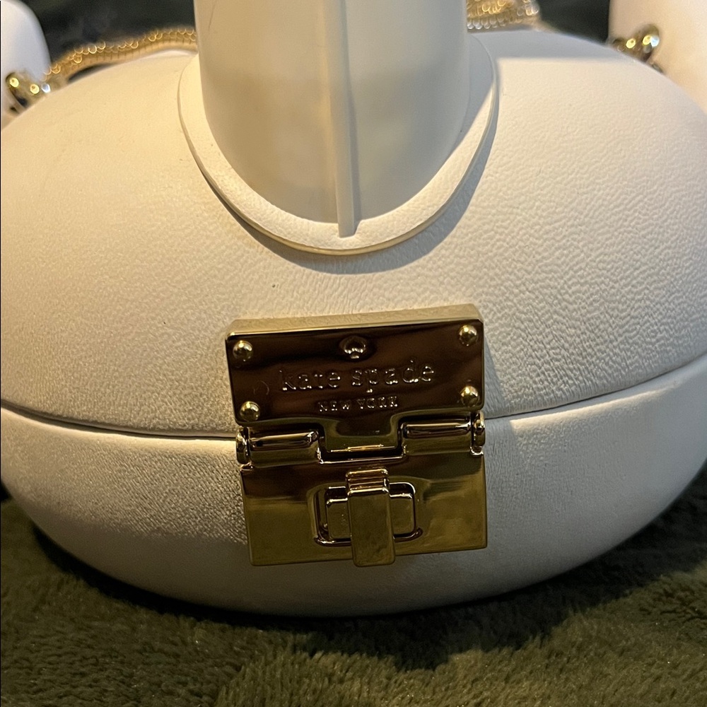 Kate spade 3d swan purse - Picture 2 of 7